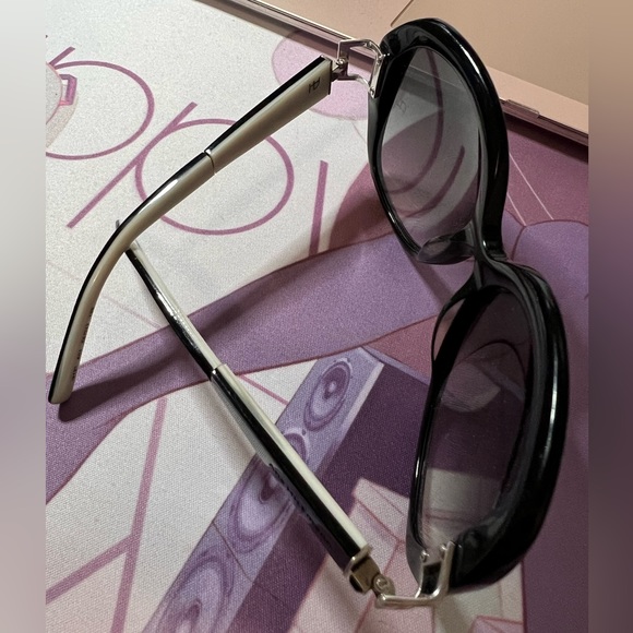 Ana Hickmann AH designer sunglasses - Black and white - colour changing - Picture 5 of 8
